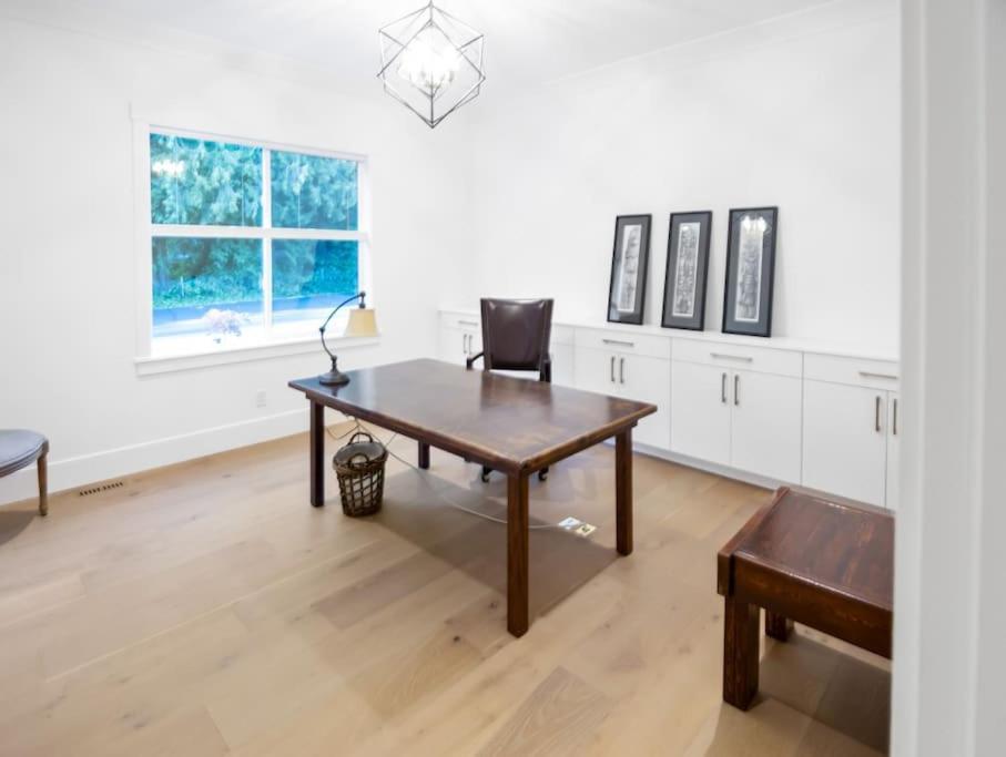 兰里区The Fernridge Estate: 5Bd Family Retreat!别墅 外观 照片