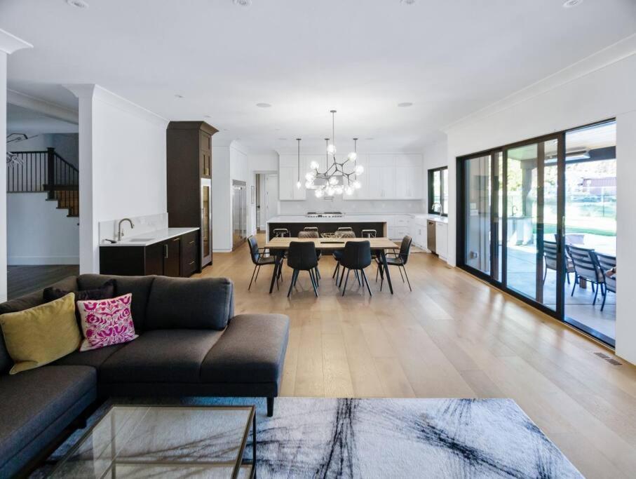 兰里区The Fernridge Estate: 5Bd Family Retreat!别墅 外观 照片